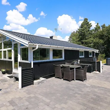 Holiday Home Blavand * Blåvand